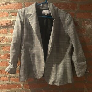 Chic Gray Plaid Women's Blazer